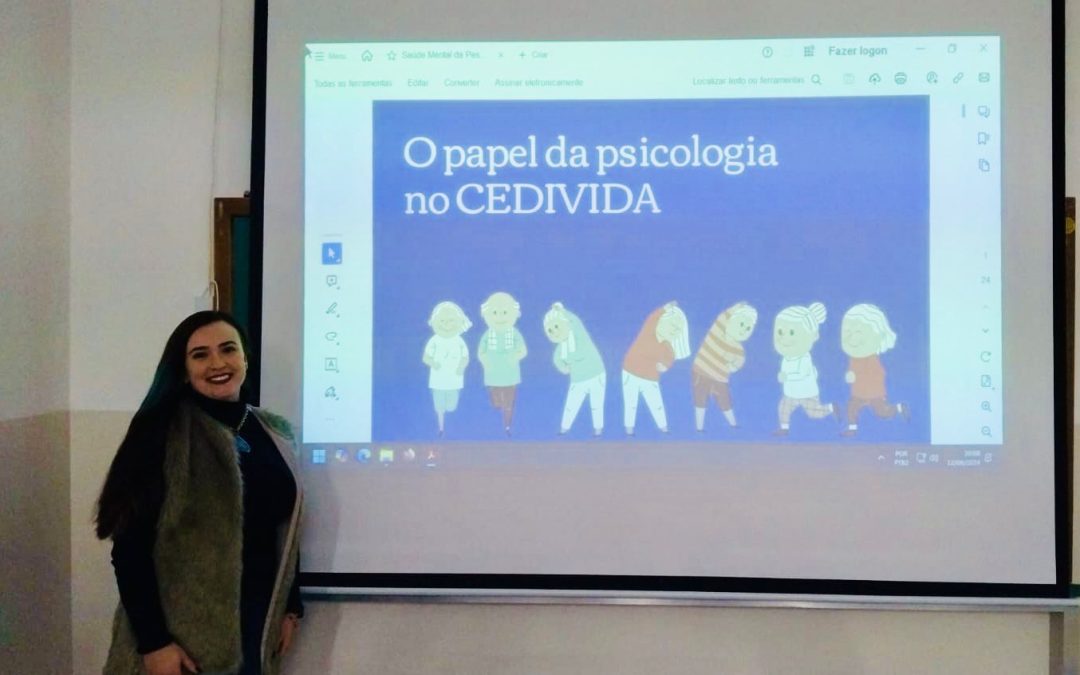 Psicóloga do CEDIVIDA realiza palestra para alunos de Psicologia da FPP