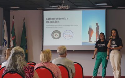 Alunos da UFPR ministram palestra no CEDIVIDA