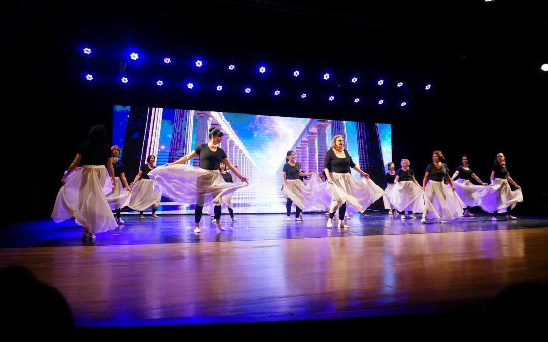 Apresentação do CEDIVIDA no Dance Esperança