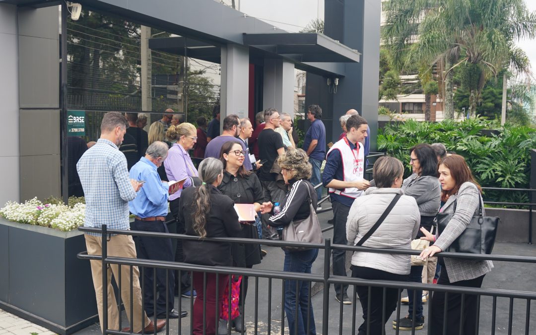 Recoloca: Curitiba recebe feira de empregos exclusiva para profissionais 50+