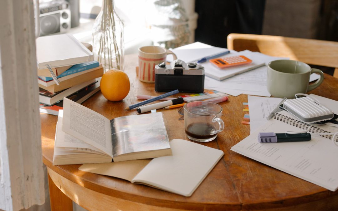Onde Tem Bagunça e Barulho, Tem Pobreza